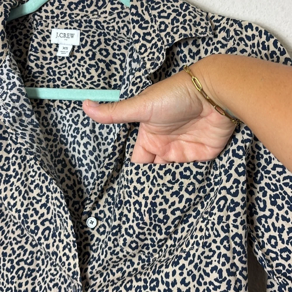 J. Crew Leopard / Cheetah Button Down Shirt size XS